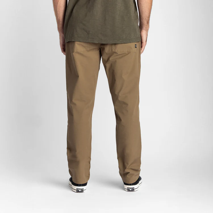 Layover-Pro-Khaki-S325-OnBody-New-Final-V1-3