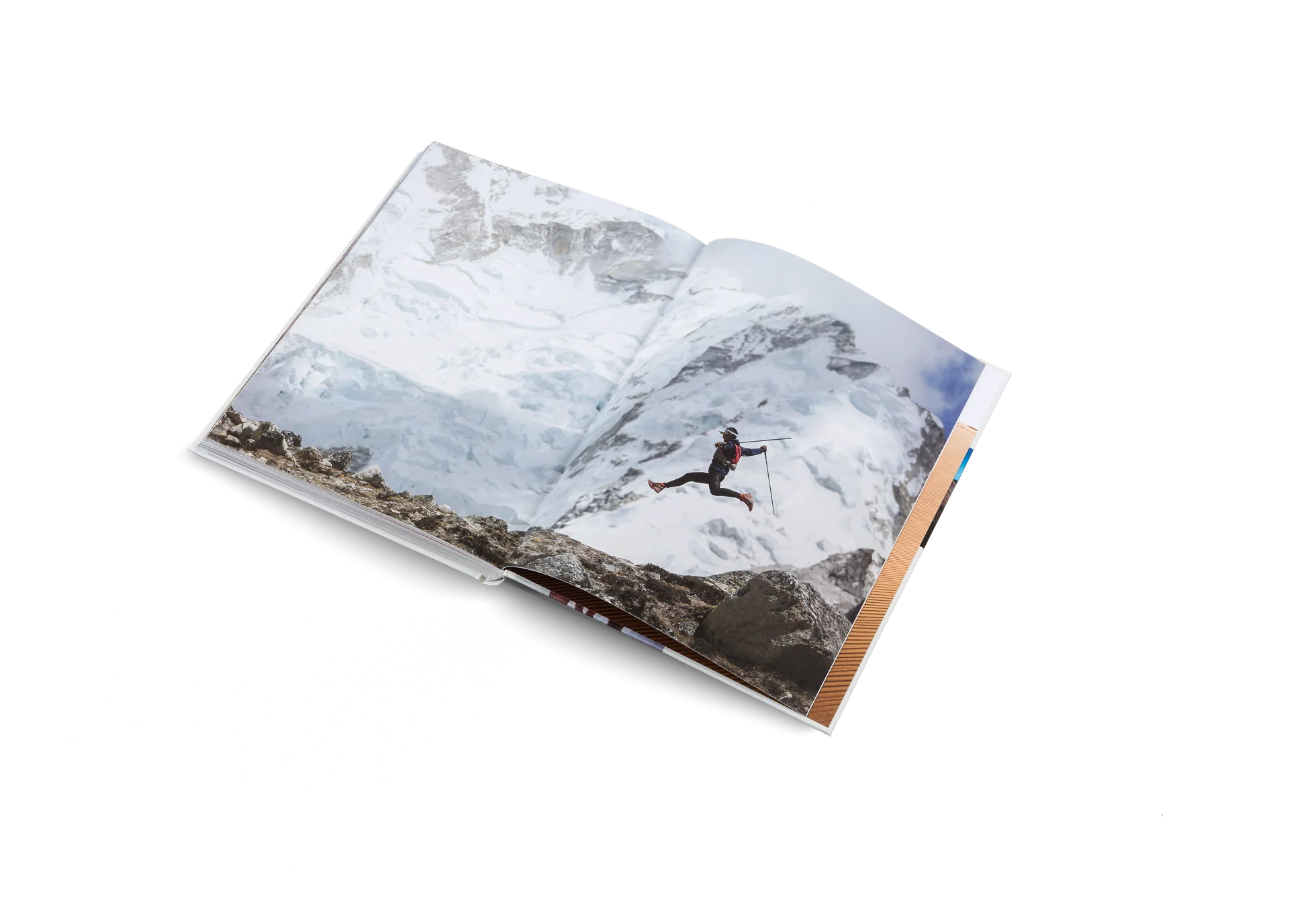 OnTheRun_inside08_2000x