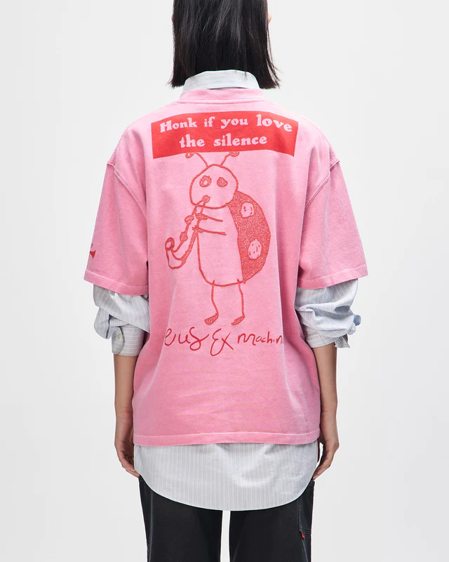 DUF251558-NoiseComplaintTee-PrismPink_WOMENS-4